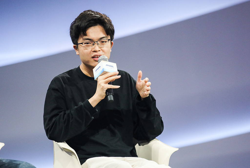 月之暗面创始人杨植麟：近期产品未涨价，得益于算法规模化、技术应用等因素