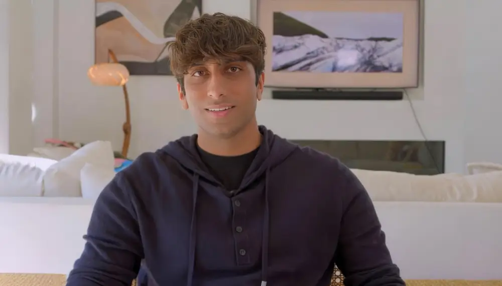 22 岁小伙辍学创办 AI 数据平台：普通人拍扔垃圾、拍路面坑洼就能赚钱