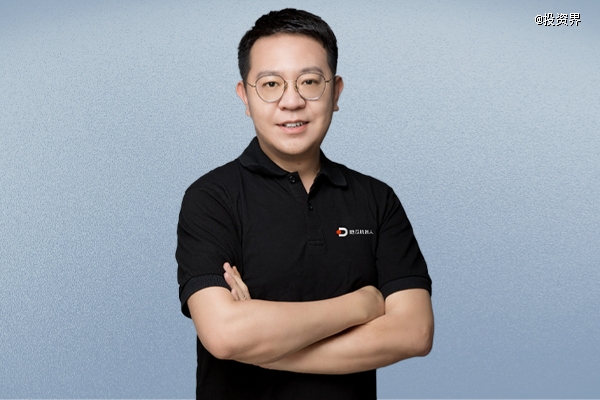 地瓜机器人爆发：18亿，中东豪门投了