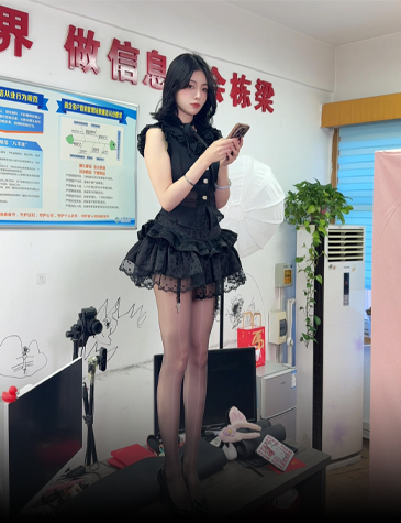 AI豪赌烧钱无底洞，甲骨文裁员数千人应对