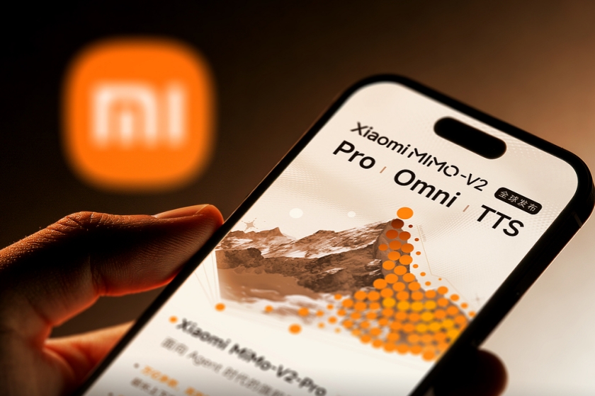 雷军宣布小米大模型达成新里程碑：MiMo 调用量超 1 万亿 Token