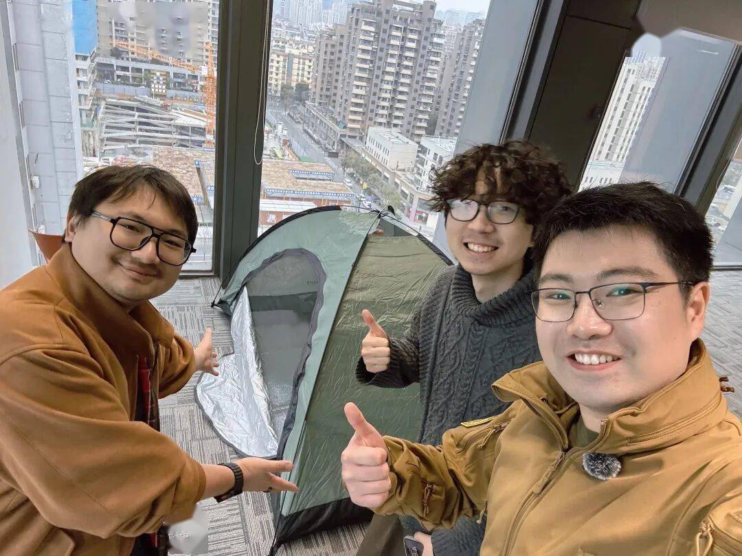 创业老炮vs00后,谁是下一代“一人公司”的标准样板