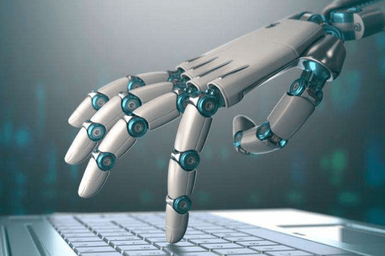 微软 CEO 纳德拉警告：AI 模型正“掏空”企业的知识，少数巨头恐将吞噬一切