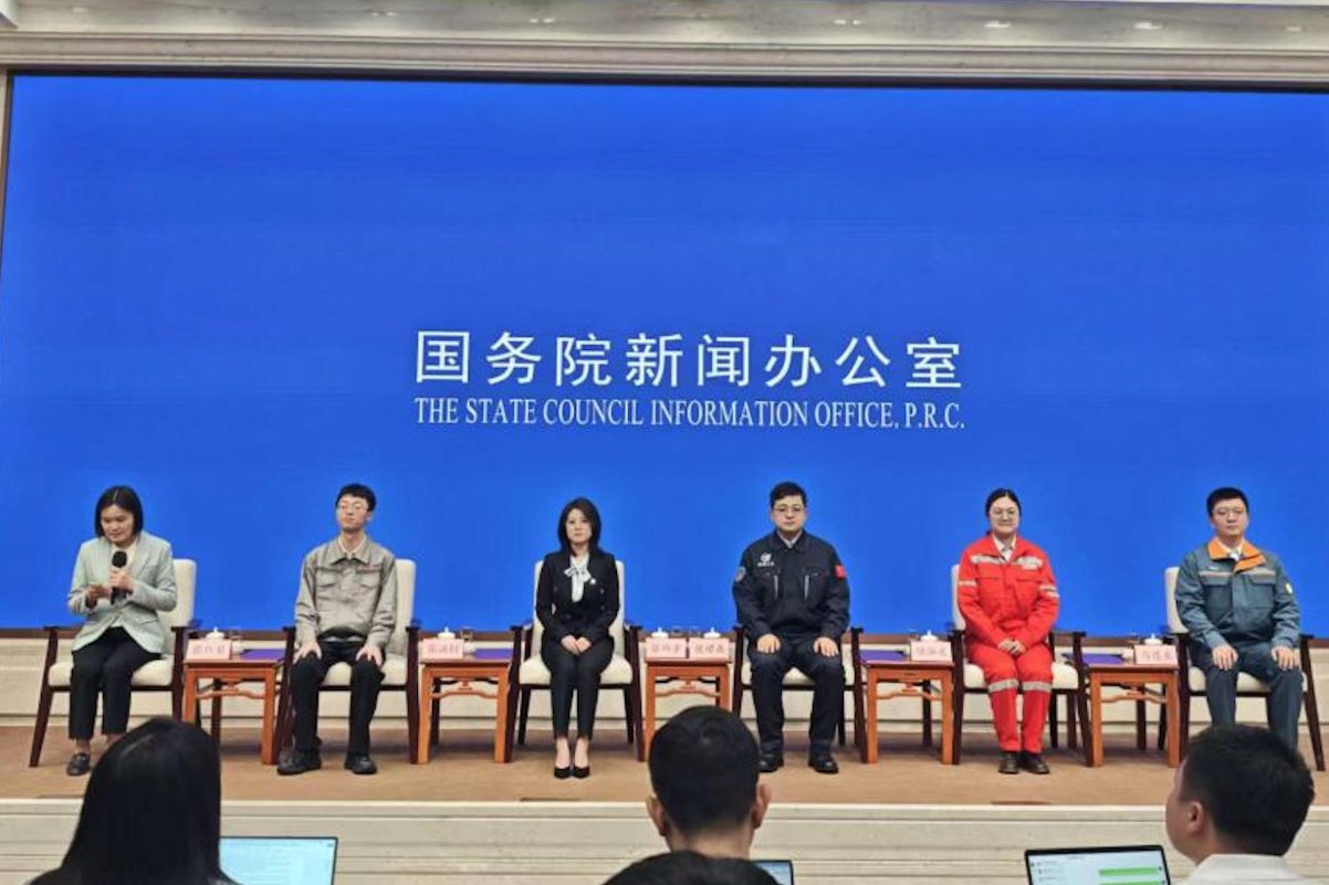 消息称 OpenAI 拟大幅降价，与 Anthropic 争夺用户