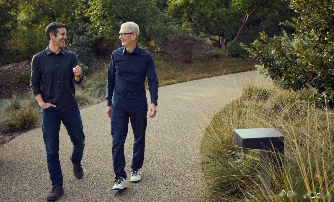 Siri AI来了:苹果的身体,谷歌的大脑