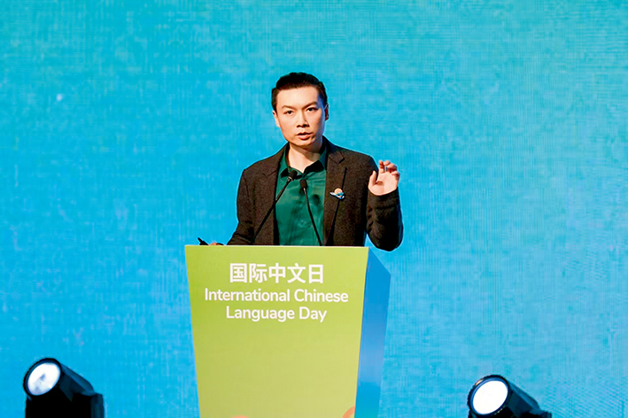 Y Combinator CEO 陈嘉兴：别过度关注 AI 末日，应该警惕现实 AI 安全风险