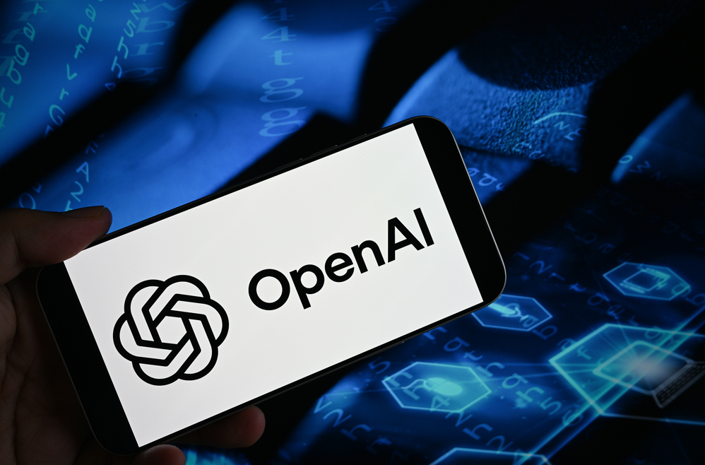 OpenAI被曝3亿美元收购AI光学影像公司